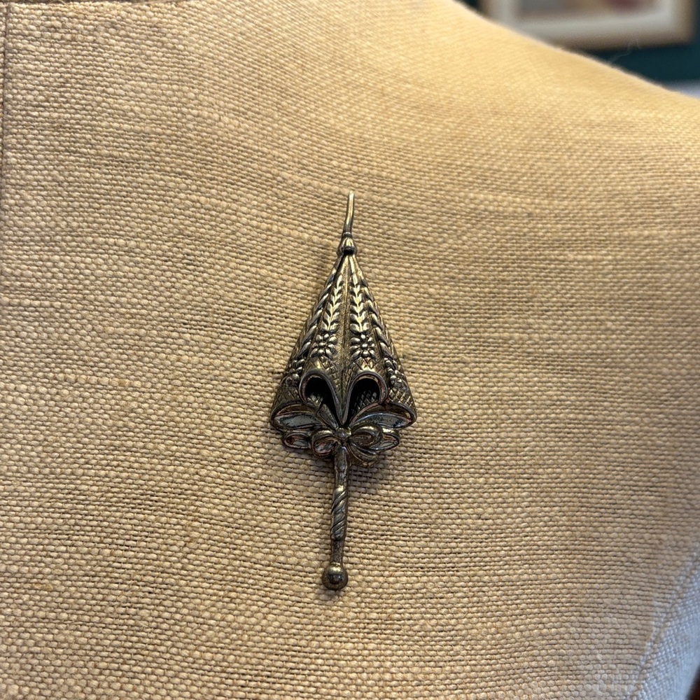Vintage Lang 925 Silver Parasole Brooch